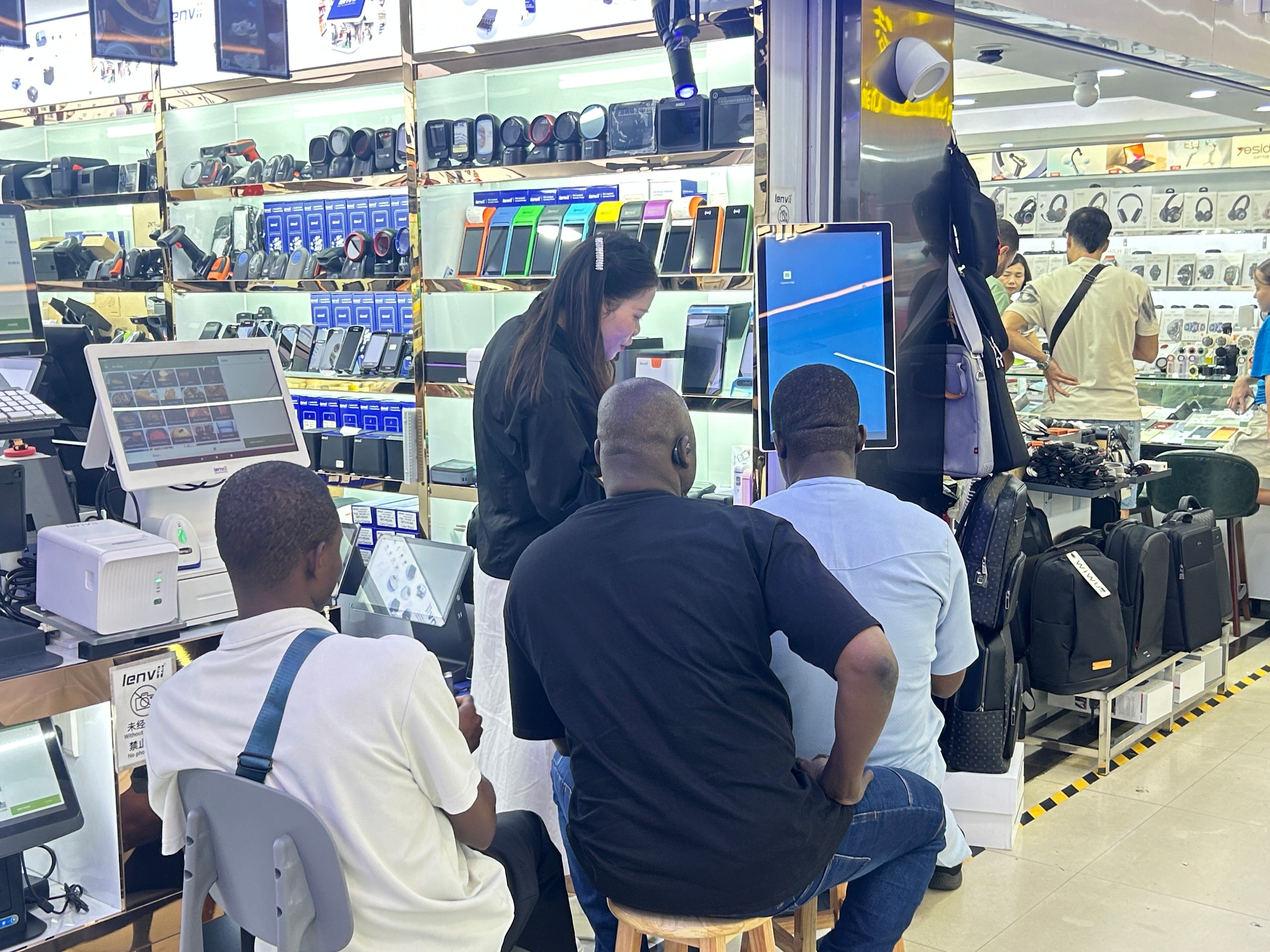 A Heartwarming Visit: Four Brothers from Côte d’Ivoire Bring Their Business Dreams to LENVII